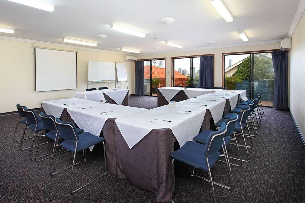 Ramada By Wyndham Brisbane Windsor Hotel Facilities photo
