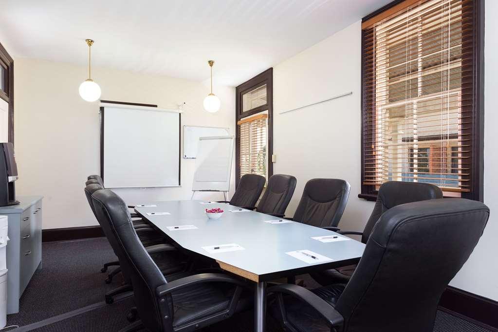 Ramada By Wyndham Brisbane Windsor Hotel Facilities photo